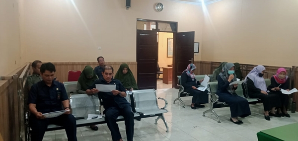 1. RAPAT BULAN FEBRUARI 2022